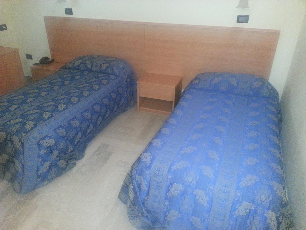 Hotel La Furnacelle Lanciano Habitación foto