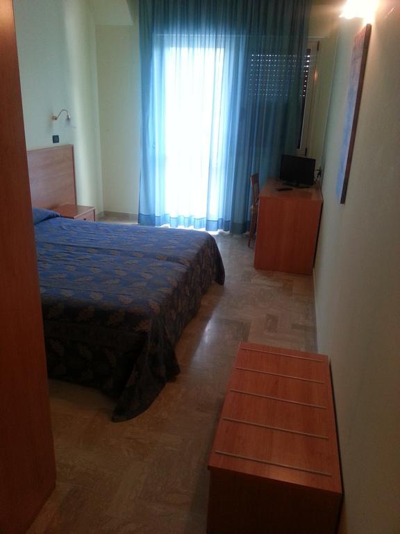 Hotel La Furnacelle Lanciano Habitación foto
